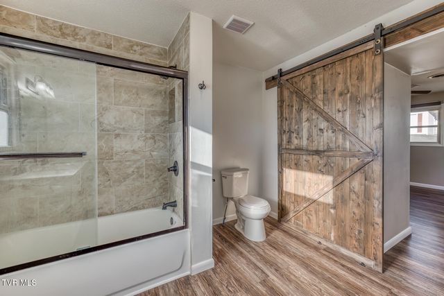 1956 Enterprise Road, Piney Flats, TN 37686