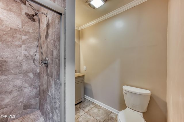 1956 Enterprise Road, Piney Flats, TN 37686