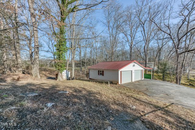 1956 Enterprise Road, Piney Flats, TN 37686