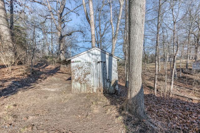 1956 Enterprise Road, Piney Flats, TN 37686