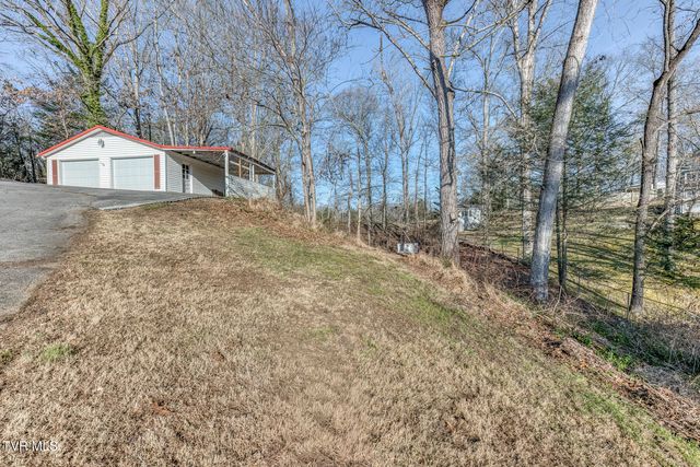1956 Enterprise Road, Piney Flats, TN 37686