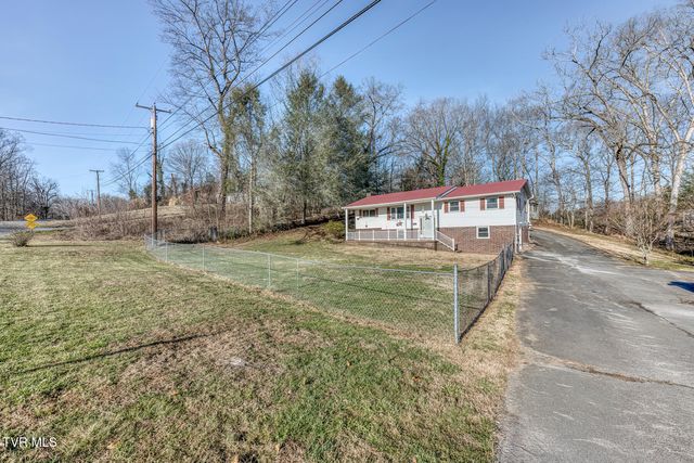 1956 Enterprise Road, Piney Flats, TN 37686