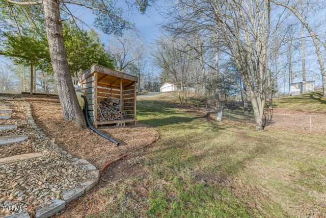 1956 Enterprise Road, Piney Flats, TN 37686