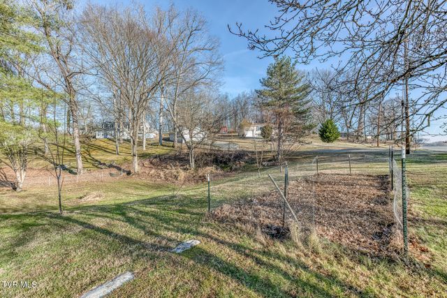 1956 Enterprise Road, Piney Flats, TN 37686