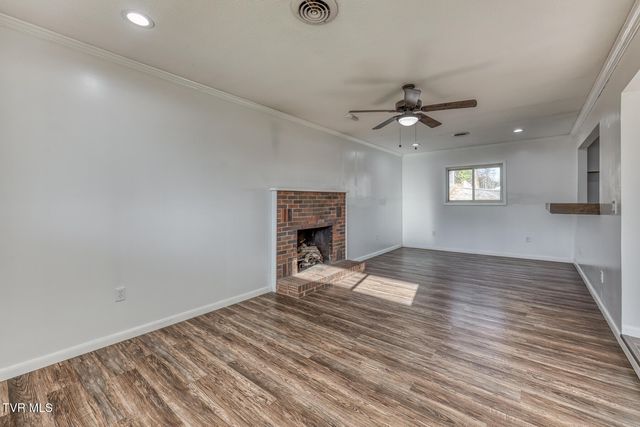 1956 Enterprise Road, Piney Flats, TN 37686