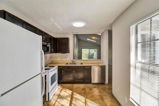 521 MADRIGAL COURT, Orlando, FL 32825