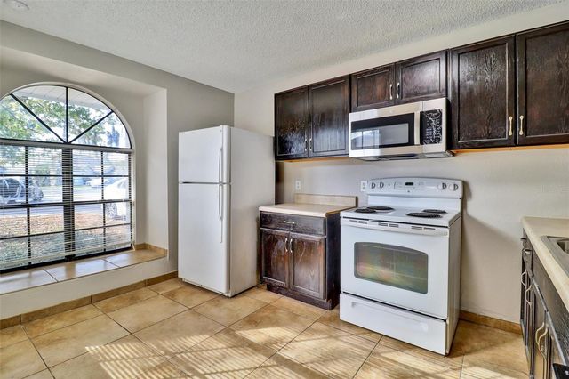 521 MADRIGAL COURT, Orlando, FL 32825