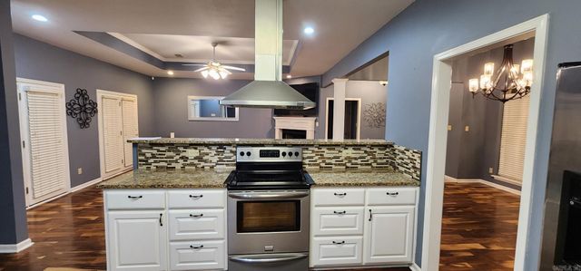 13617 Stonehenge Cove, North Little Rock, AR 72117