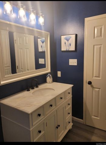 13617 Stonehenge Cove, North Little Rock, AR 72117