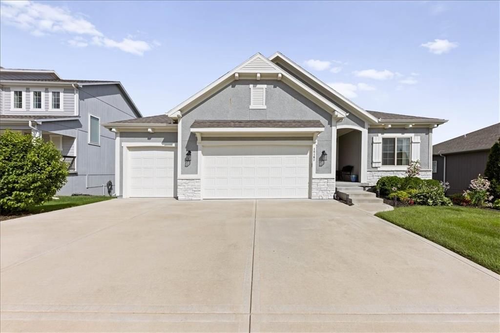 18161 Hauser Street, Overland Park, KS 66013