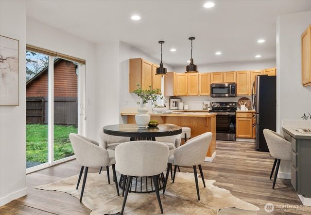 35506 Veazie Cumberland Road SE, Enumclaw, WA 98022