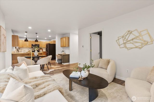 35506 Veazie Cumberland Road SE, Enumclaw, WA 98022