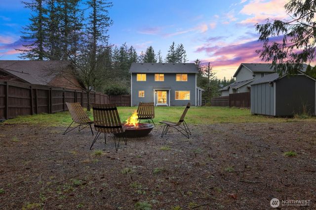 35506 Veazie Cumberland Road SE, Enumclaw, WA 98022