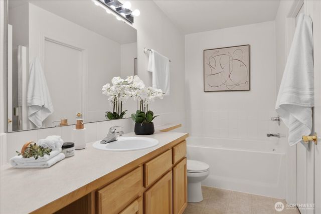 35506 Veazie Cumberland Road SE, Enumclaw, WA 98022