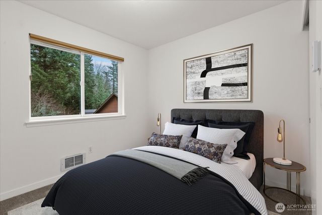 35506 Veazie Cumberland Road SE, Enumclaw, WA 98022