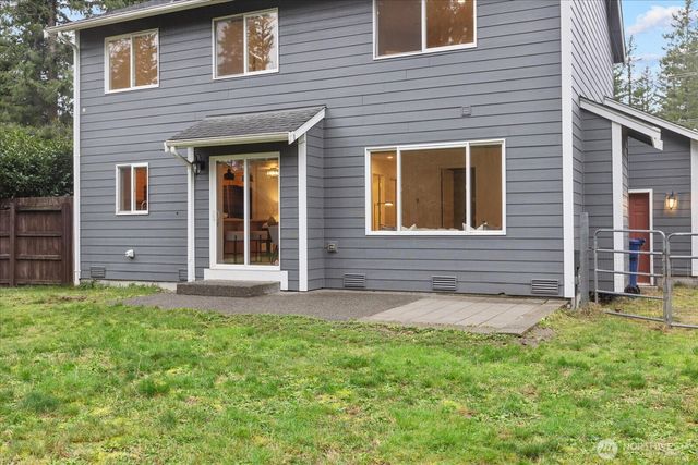 35506 Veazie Cumberland Road SE, Enumclaw, WA 98022