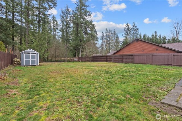 35506 Veazie Cumberland Road SE, Enumclaw, WA 98022