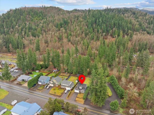 35506 Veazie Cumberland Road SE, Enumclaw, WA 98022