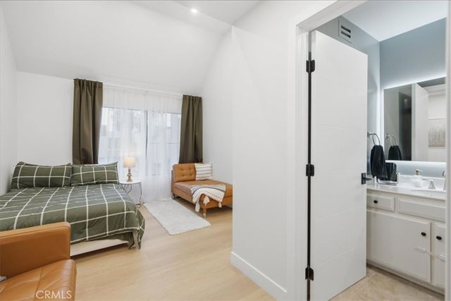 1734 N Verdugo 10, Glendale, CA 91208