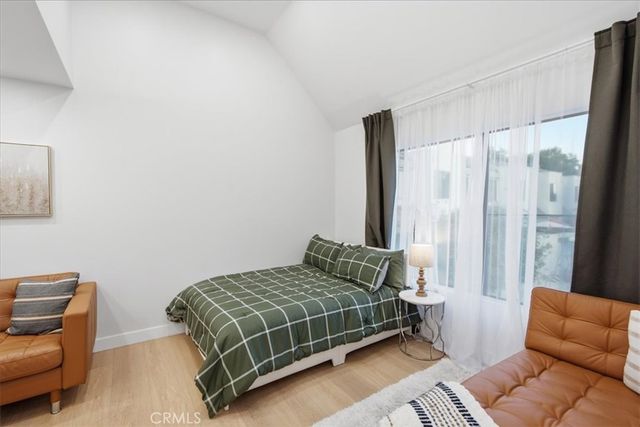 1734 N Verdugo 10, Glendale, CA 91208