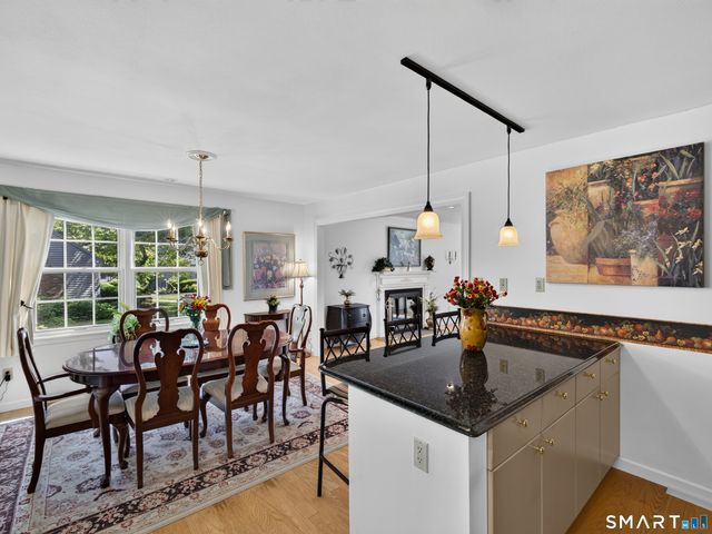 6 Essex Lane 6, Madison, CT 06443