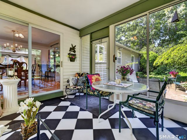 6 Essex Lane 6, Madison, CT 06443