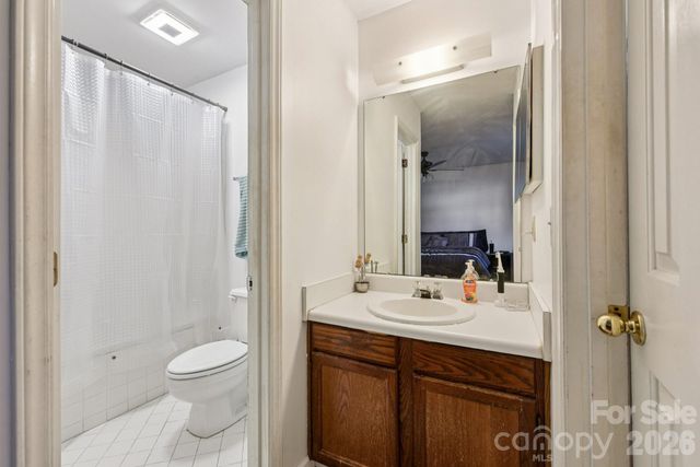 6025 Crape Myrtle Lane, Charlotte, NC 28216