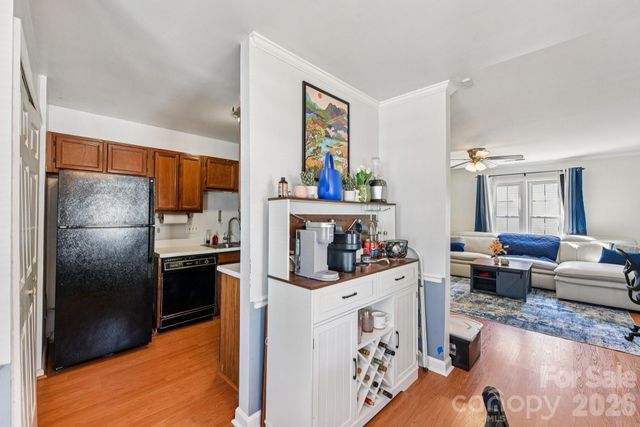 6025 Crape Myrtle Lane, Charlotte, NC 28216