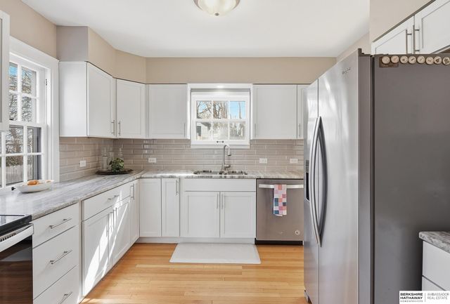 2120 Bradfield Drive, Lincoln, NE 68502