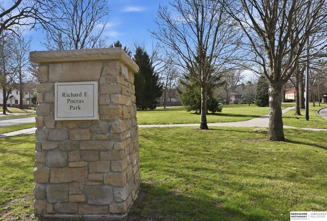 2120 Bradfield Drive, Lincoln, NE 68502