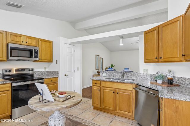 2880 TUSCARORA Trail, Middleburg, FL 32068