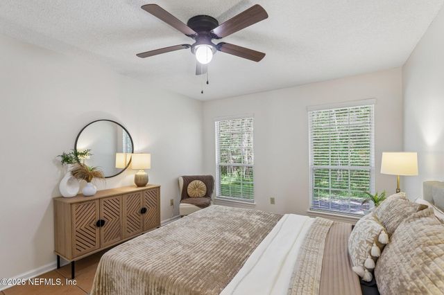 2880 TUSCARORA Trail, Middleburg, FL 32068