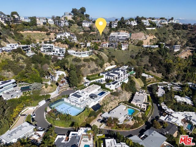 2046 Sunset Plaza Drive, Los Angeles, CA 90069