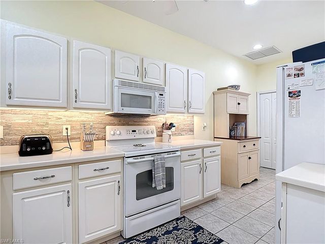 20941 Calle Cristal LN 3, North Fort Myers, FL 33917