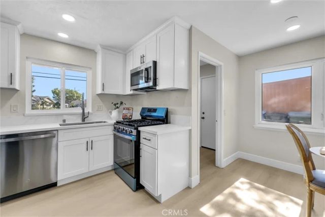 2531 Grayville, La Habra, CA 90631