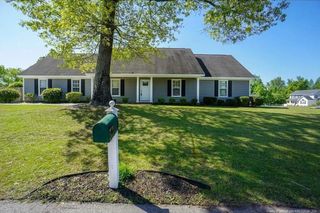 112 Forest Creek Drive, Raeford, NC 28376
