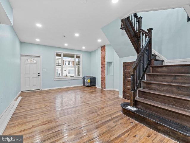 808 S 56TH ST, Philadelphia, PA 19143