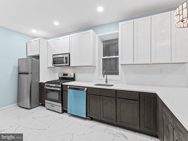 808 S 56TH ST, Philadelphia, PA 19143