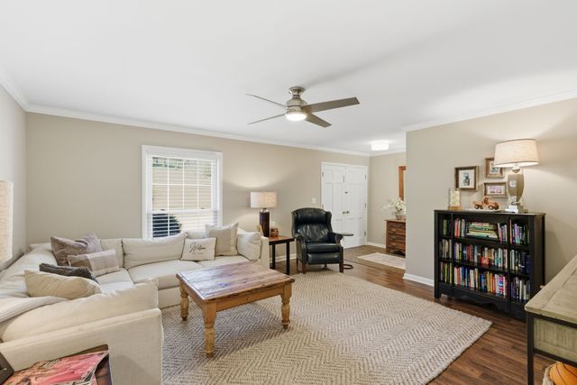 120 Sunset Dr, Pulaski, TN 38478