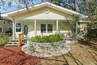 4 Ruberia Ave, Pensacola, FL 32507
