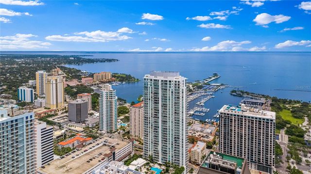 100 1ST AVENUE N 802, St Petersburg, FL 33701