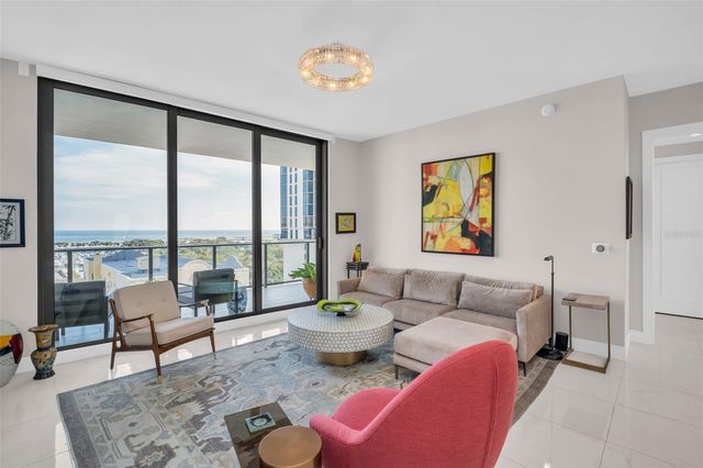 100 1ST AVENUE N 802, St Petersburg, FL 33701