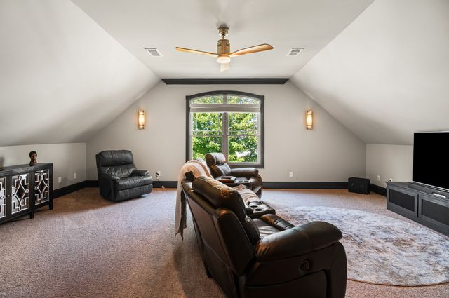 3202 Folcroft Dr, Murfreesboro, TN 37130