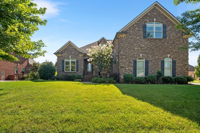 3202 Folcroft Dr, Murfreesboro, TN 37130