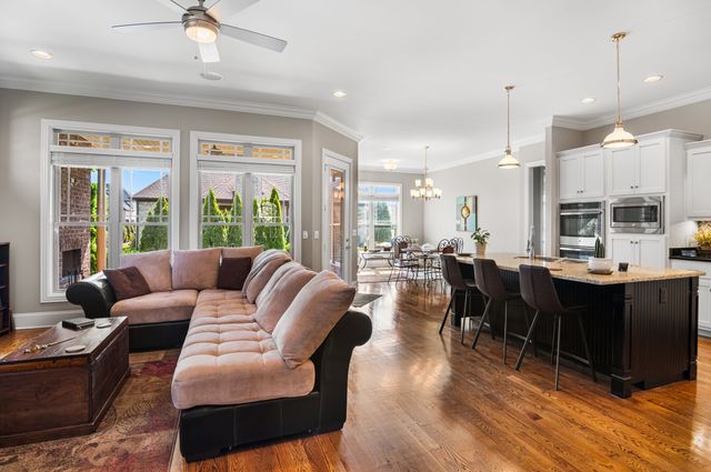 3202 Folcroft Dr, Murfreesboro, TN 37130