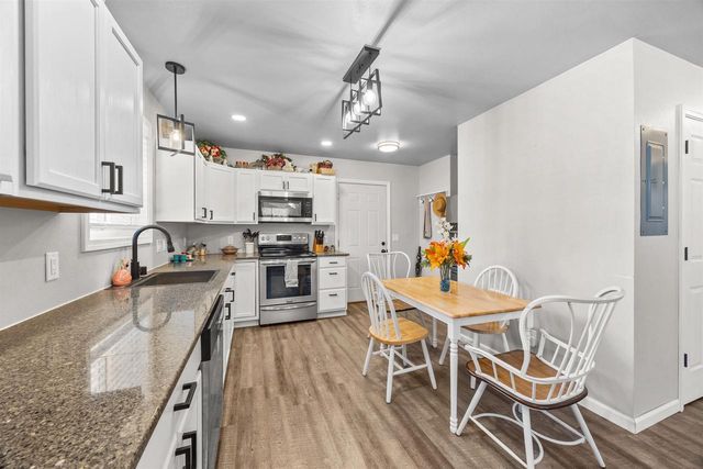 500 JOHNS DRIVE, Stevens Point, WI 54481