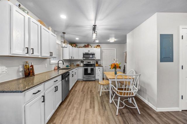 500 JOHNS DRIVE, Stevens Point, WI 54481