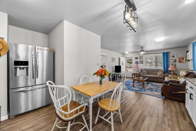 500 JOHNS DRIVE, Stevens Point, WI 54481