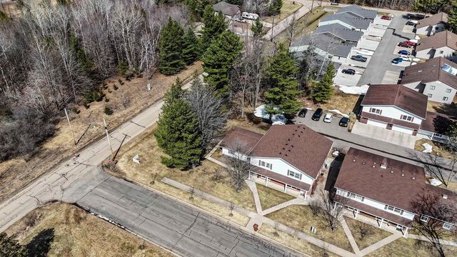 500 JOHNS DRIVE, Stevens Point, WI 54481