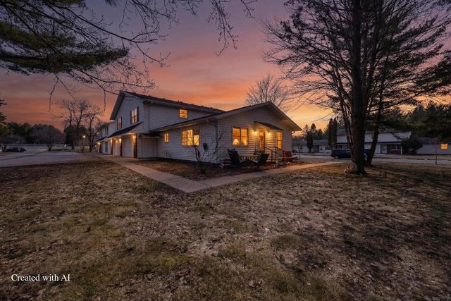 500 JOHNS DRIVE, Stevens Point, WI 54481